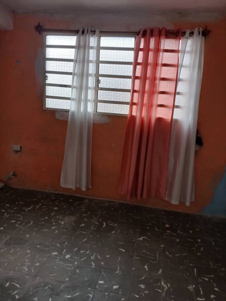 Casa Independiente de 3 habitaciones en venta en Coco Solo, Marianao, La Habana - 6