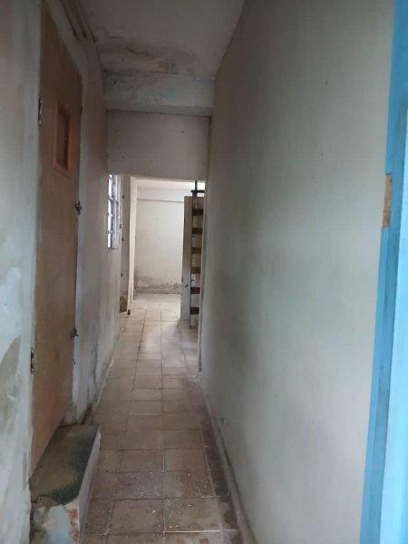 Casa Independiente de 3 habitaciones en venta en Coco Solo, Marianao, La Habana - 8