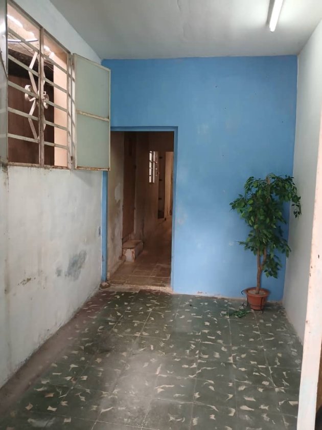 Casa Independiente de 3 habitaciones en venta en Coco Solo, Marianao, La Habana