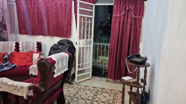 Apartamento de 3 habitaciones en venta en Pueblo Nuevo, Centro Habana, La Habana - 2