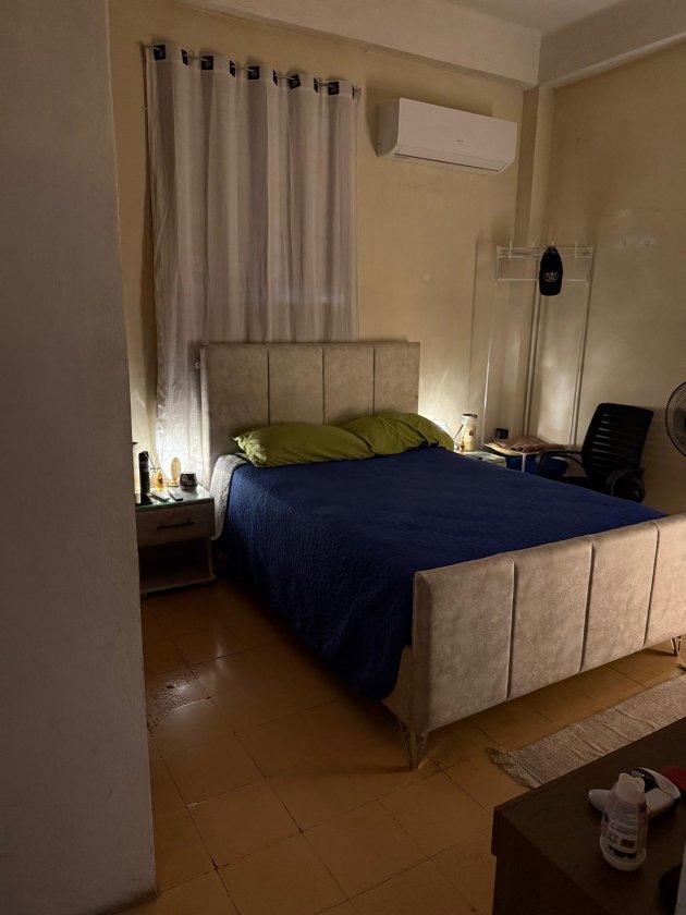 Casa Independiente de 2 habitaciones en venta en Luyanó, Diez de Octubre, La Habana