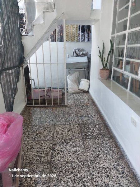House with 2 bedrooms for sale in Marianao, La Habana - 2