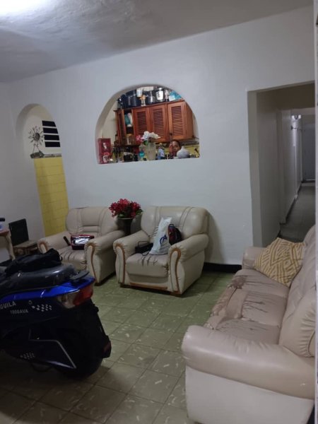 House with 2 bedrooms for sale in Marianao, La Habana - 4