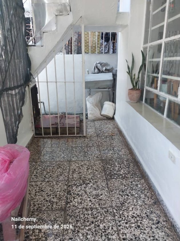 House with 2 bedrooms for sale in Marianao, La Habana