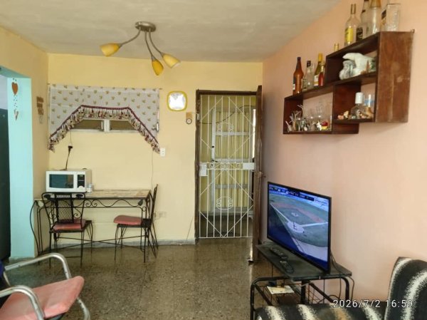 Apartamento de 2 habitaciones en venta en Cerro, La Habana