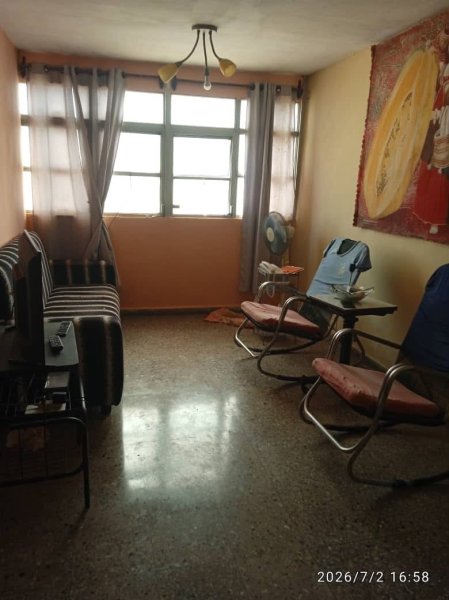Apartamento de 2 habitaciones en venta en Cerro, La Habana - 2