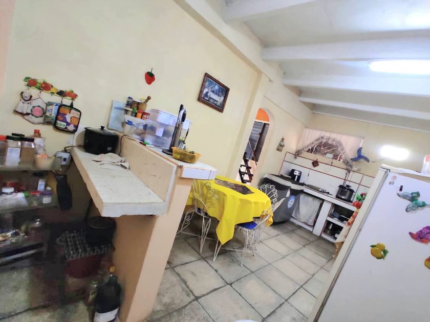 Biplanta de 3 habitaciones en venta en Camilo Cienfuegos, Bayamo, Granma