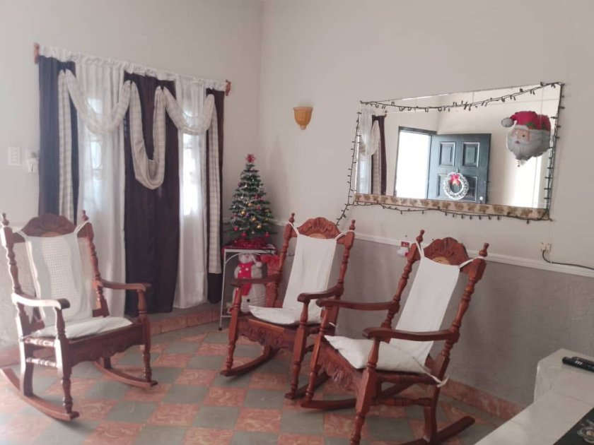 Detached House with 5 bedrooms for sale in Lawton, Diez de Octubre, La Habana