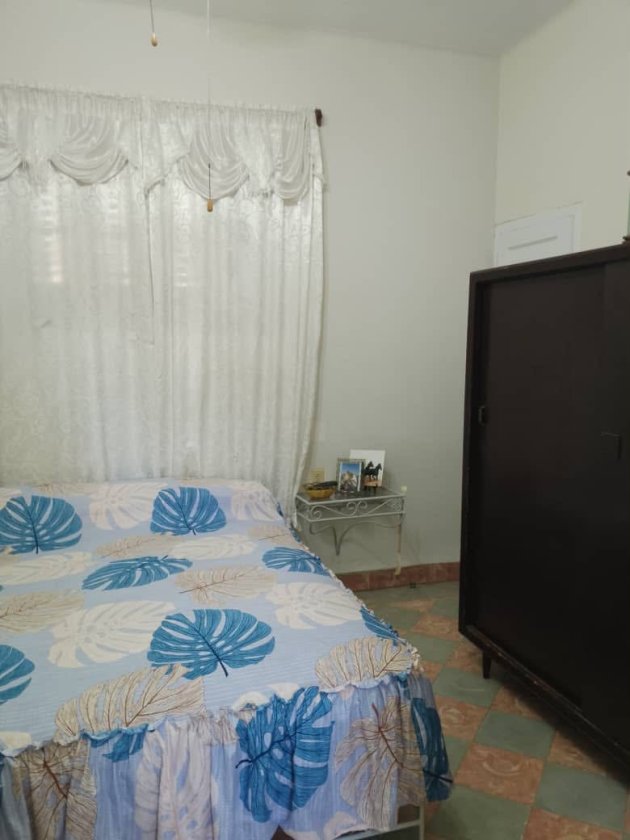 Detached House with 5 bedrooms for sale in Lawton, Diez de Octubre, La Habana