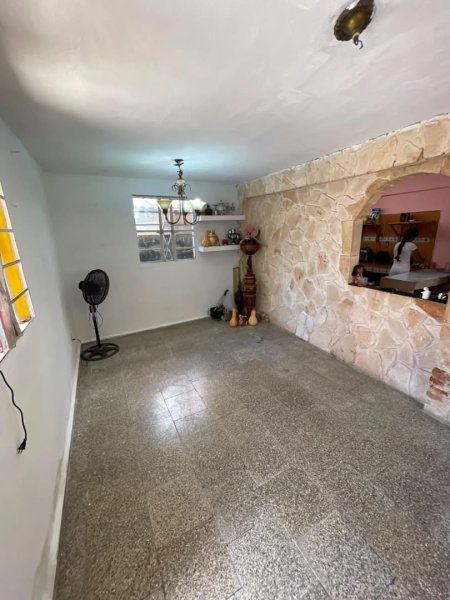 Casa de 2 habitaciones en venta en Cerro, La Habana - 8