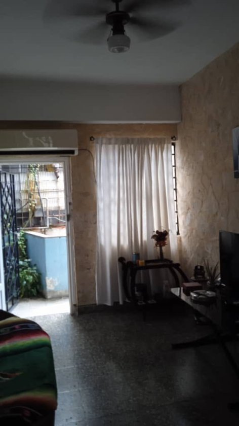 Apartment with 4 bedrooms for sale in Cerro, La Habana
