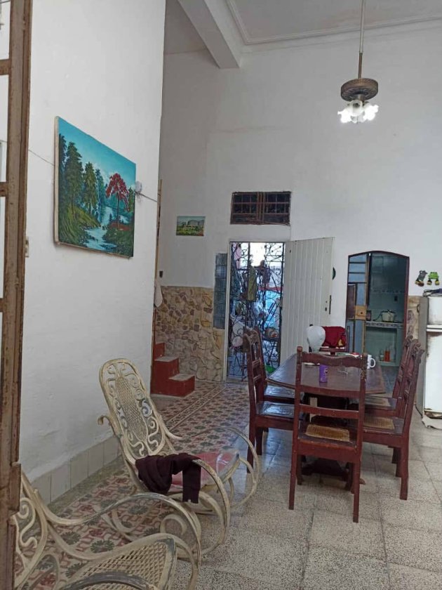 Casa de 6 habitaciones en venta en Diez de Octubre, La Habana