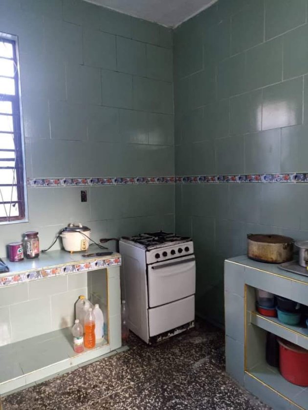 Casa de 6 habitaciones en venta en Diez de Octubre, La Habana
