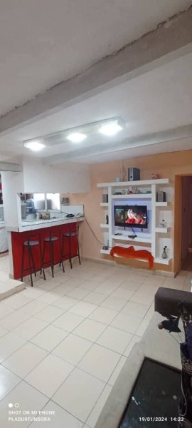 Casa de 6 habitaciones en venta en Los Sitios, Centro Habana, La Habana