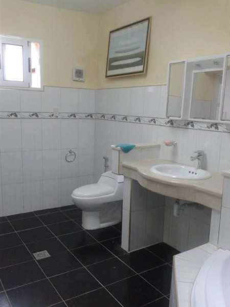 Casa de 6 habitaciones en venta en Los Sitios, Centro Habana, La Habana - 5