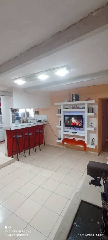 Casa de 6 habitaciones en venta en Los Sitios, Centro Habana, La Habana