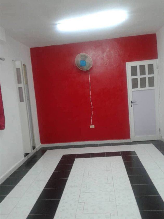 Casa de 6 habitaciones en venta en Los Sitios, Centro Habana, La Habana