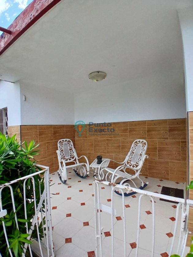 Apartamento de 5 habitaciones en venta en Chibás, Guanabacoa, La Habana