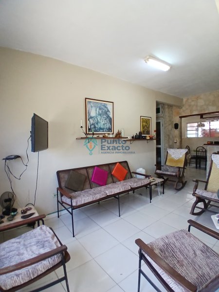 Apartamento de 2 habitaciones en venta en La Ceiba - Kholy, Playa, La Habana
