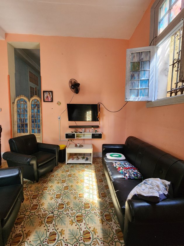 House with 6 bedrooms for sale in Santos Suárez, Diez de Octubre, La Habana