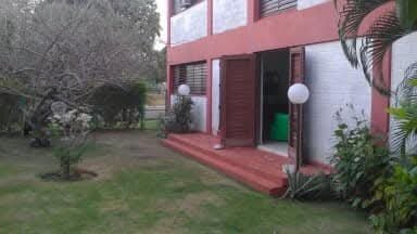 Casa Independiente de 6 habitaciones en venta en Miramar, Playa, La Habana - 3