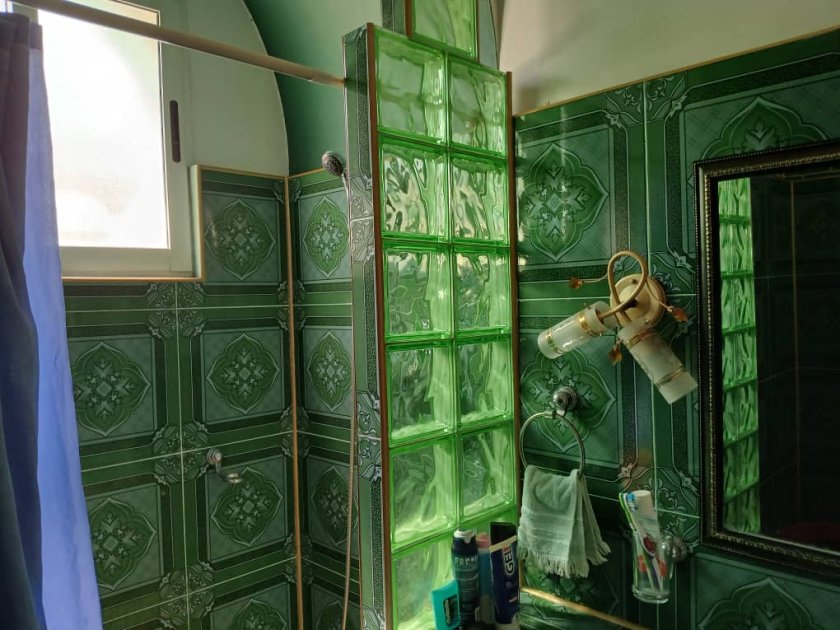 Casa Independiente de 2 habitaciones en venta en La Ceiba - Kholy, Playa, La Habana