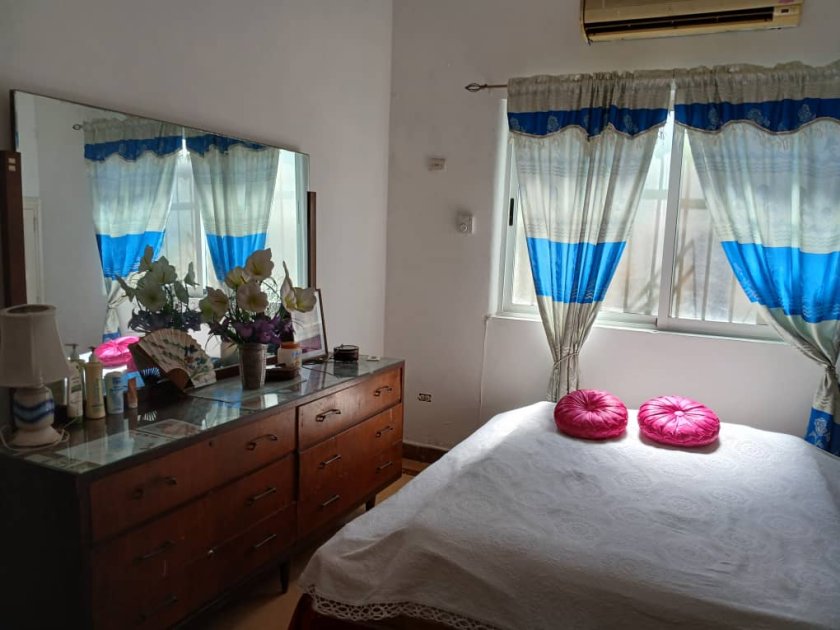 Casa Independiente de 2 habitaciones en venta en La Ceiba - Kholy, Playa, La Habana