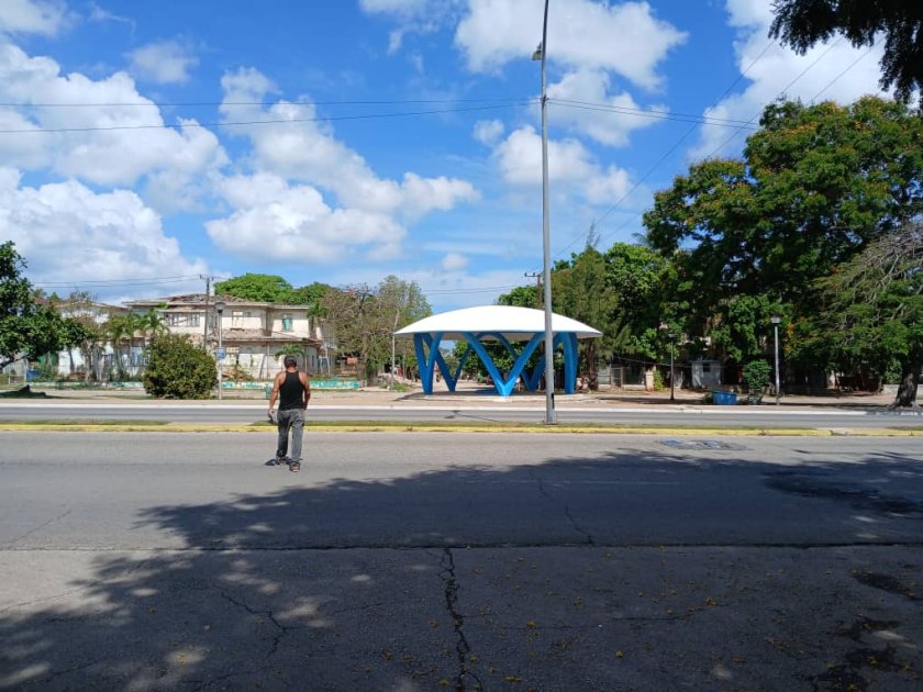 Casa Independiente de 2 habitaciones en venta en La Ceiba - Kholy, Playa, La Habana