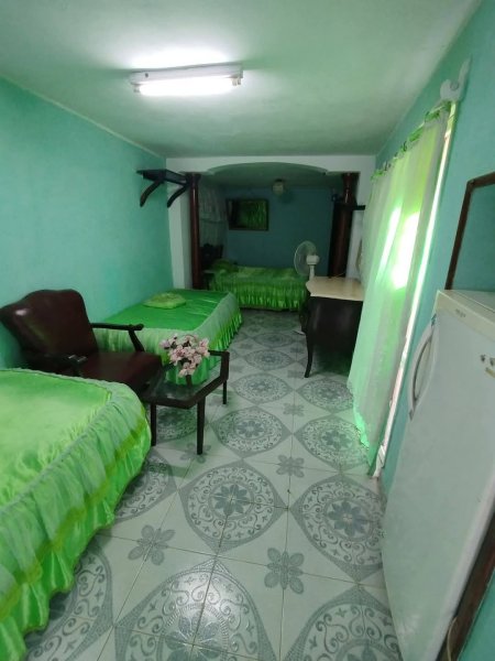 Biplanta de 4 habitaciones en venta en San Juan El Cristo, Bayamo, Granma - 9