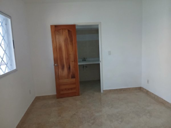 Chalet with 6 bedrooms for sale in Matanzas - 8