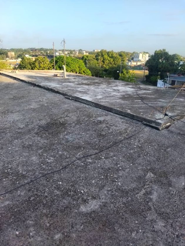 Casa Independiente de 4 habitaciones en venta en DBeche, Guanabacoa, La Habana