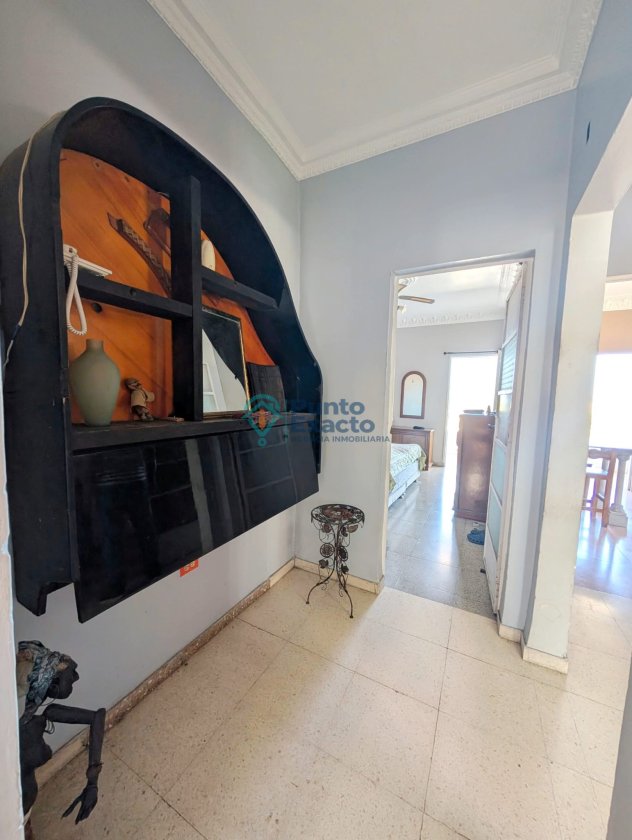 Casa Independiente de 4 habitaciones en venta en Santos Suárez, Diez de Octubre, La Habana