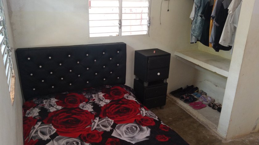 Casa de 2 habitaciones en venta en Trébol, Boyeros, La Habana