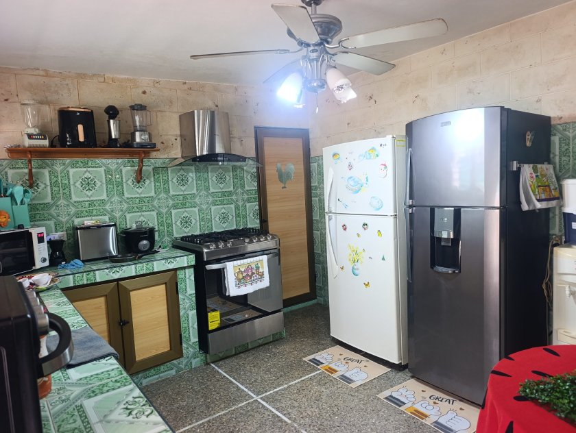 Detached House with 4 bedrooms for sale in Alturas de La Habana, Boyeros, La Habana