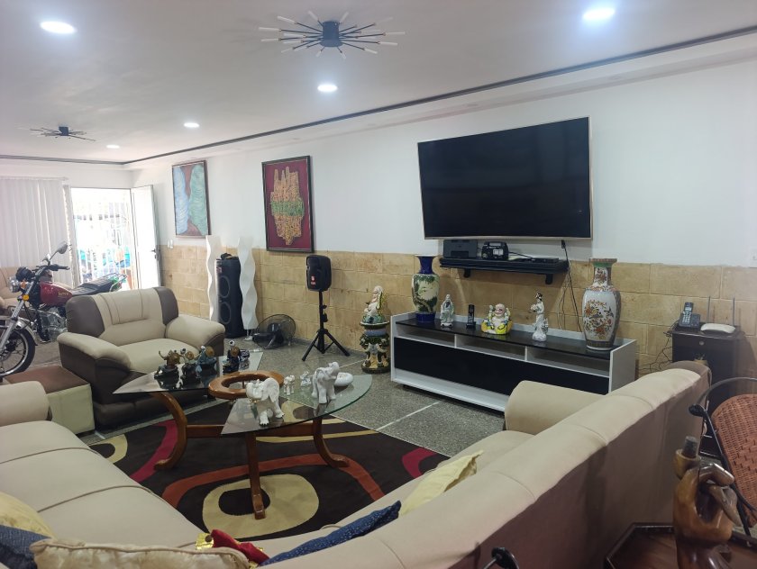 Detached House with 4 bedrooms for sale in Alturas de La Habana, Boyeros, La Habana