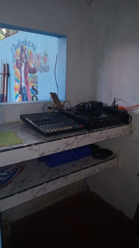 Casa Independiente de 2 habitaciones en venta en Santiago de las Vegas, Boyeros, La Habana
