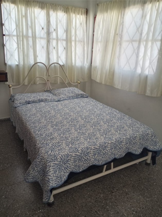 Biplanta de 3 habitaciones en venta en Guanabo, Habana del Este, La Habana
