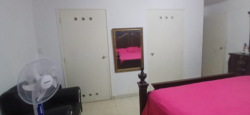 Apartamento de 2 habitaciones en venta en Vedado - Malecón, Plaza de la Revolución, La Habana