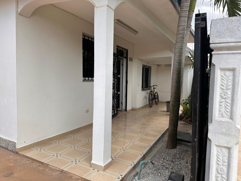 Casa de 3 habitaciones en venta en Boyeros, La Habana