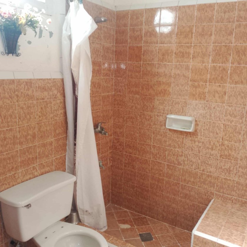Biplanta de 3 habitaciones en venta en Cárdenas, Matanzas