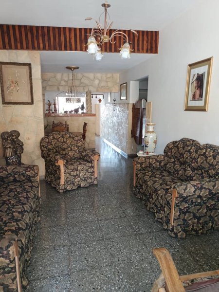 Casa Independiente de 4 habitaciones en venta en Arroyo Arenas, La Lisa, La Habana - 4