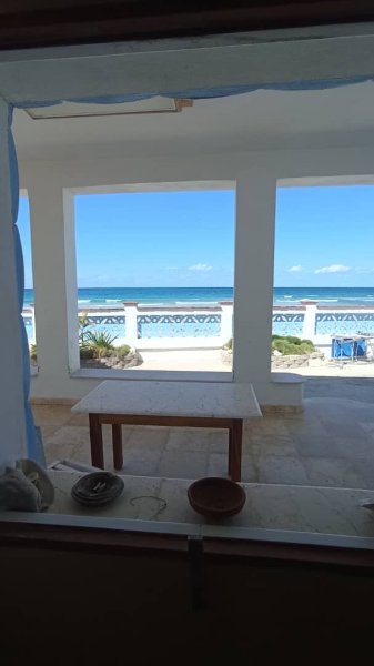 Detached House with 6 bedrooms for sale in Guanabo, Habana del Este, La Habana - 2
