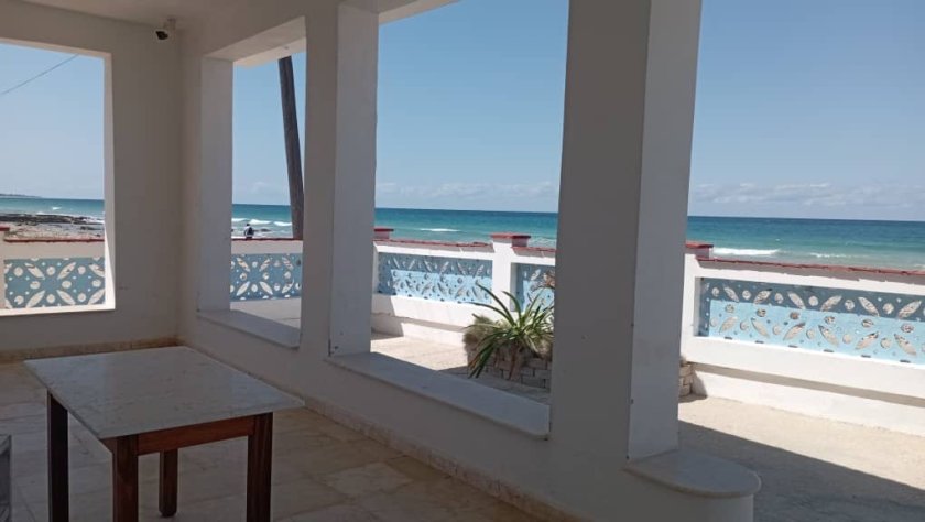 Detached House with 6 bedrooms for sale in Guanabo, Habana del Este, La Habana