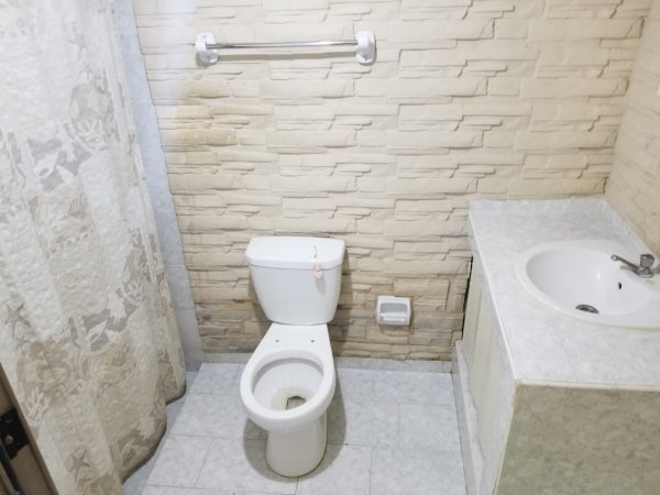Casa de 2 habitaciones en venta en Santiago de las Vegas, Boyeros, La Habana - 3