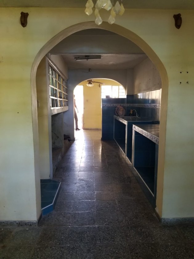 Casa de 2 habitaciones en venta en Santiago de las Vegas, Boyeros, La Habana