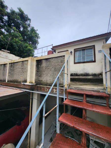 Casa Independiente de 5 habitaciones en venta en Buenavista, Playa, La Habana - 11