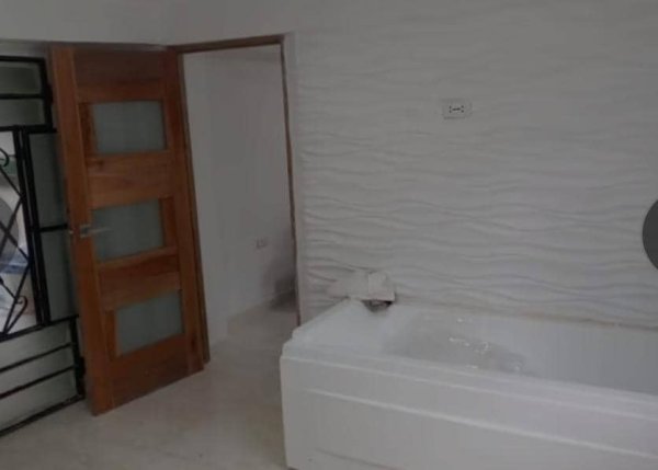 House with 5 bedrooms for sale in Vedado, Plaza de la Revolución, La Habana - 13