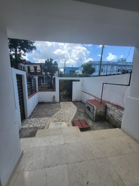 House with 5 bedrooms for sale in Vedado, Plaza de la Revolución, La Habana - 4