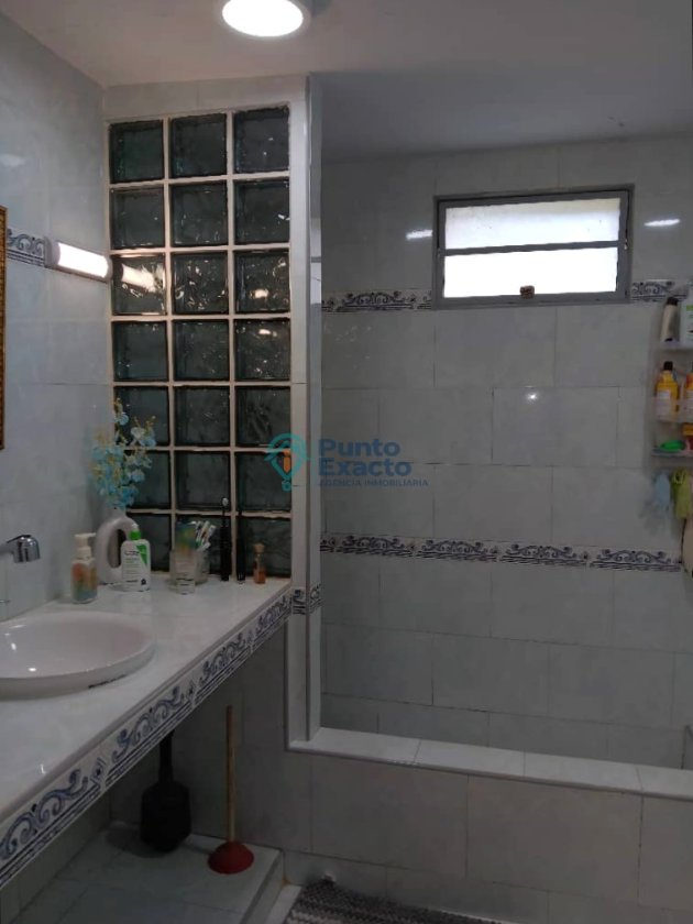 Casa de 3 habitaciones en venta en Ampliación del Sevillano, Arroyo Naranjo, La Habana