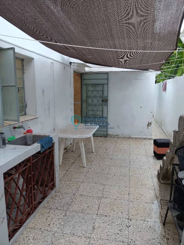 Casa de 3 habitaciones en venta en Ampliación del Sevillano, Arroyo Naranjo, La Habana